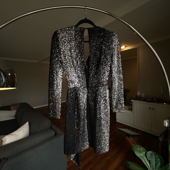 Maje Rileta Sequined Mini Dress Size 0 European 34 - Picture 3 of 5